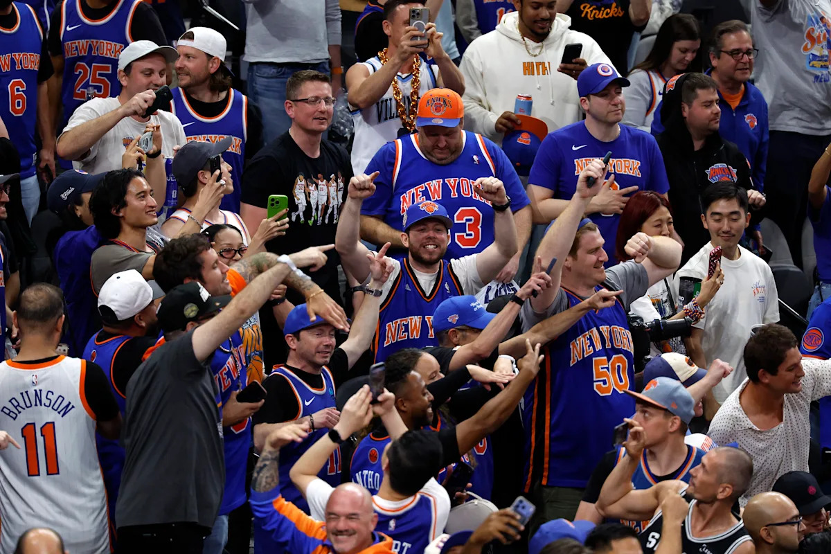 Elmo learns a life lesson about what happens when you Move against Knicks fans making waves