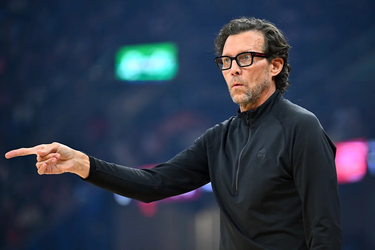 Hawks -- head Trainer Quin Snyder reportedly agree to multi-year contract extension takes center stage