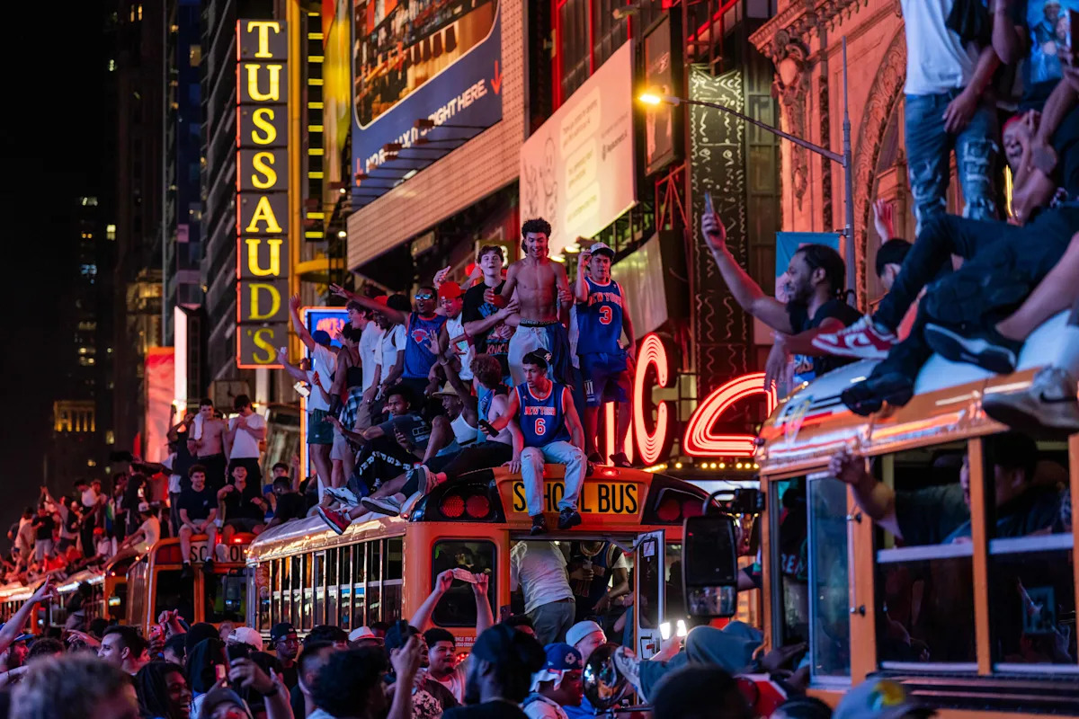 Unreal scenes in New York as city celebrates Knicks' Opening title in 53 years creates buzz