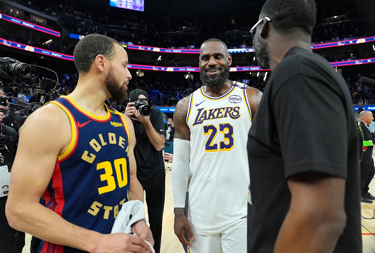 Draymond Green declines player option as Warriors reportedly target LeBron -- AD
