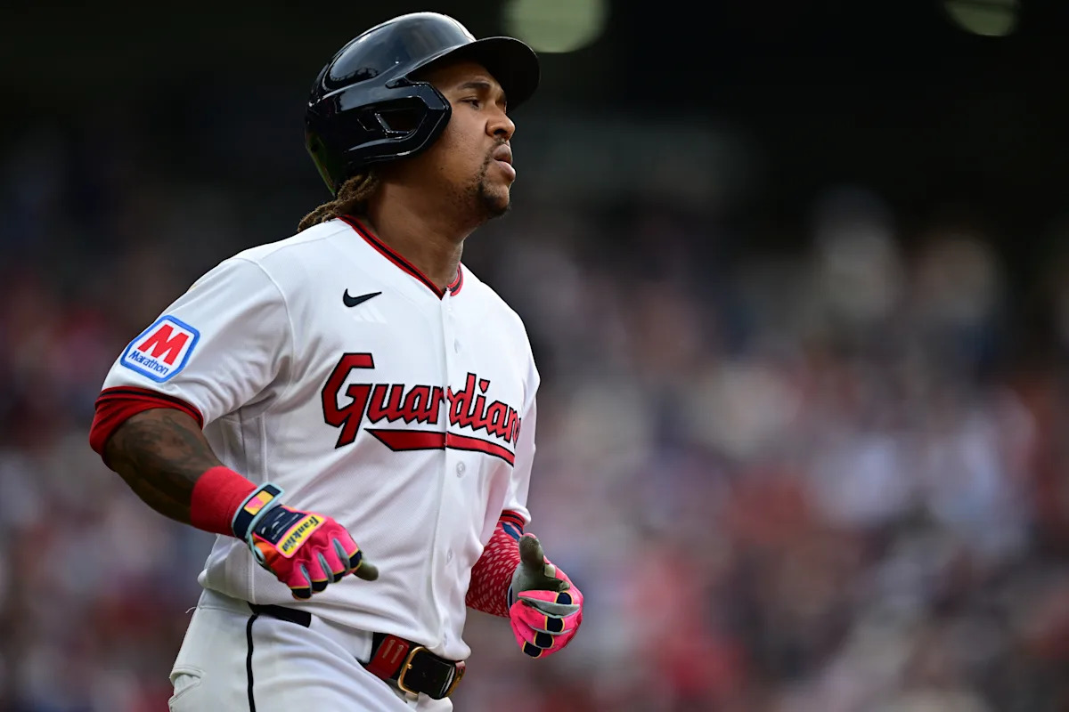 Guardians place All-Star José Ramírez on IL with fractured left hamate bone hits headlines