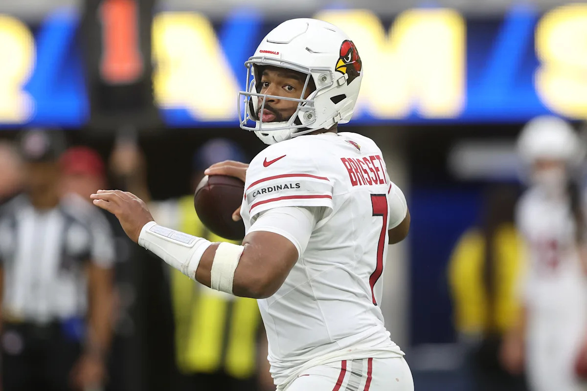 Cardinals QB Jacoby Brissett reportedly Determine to report to mandatory minicamp observed today