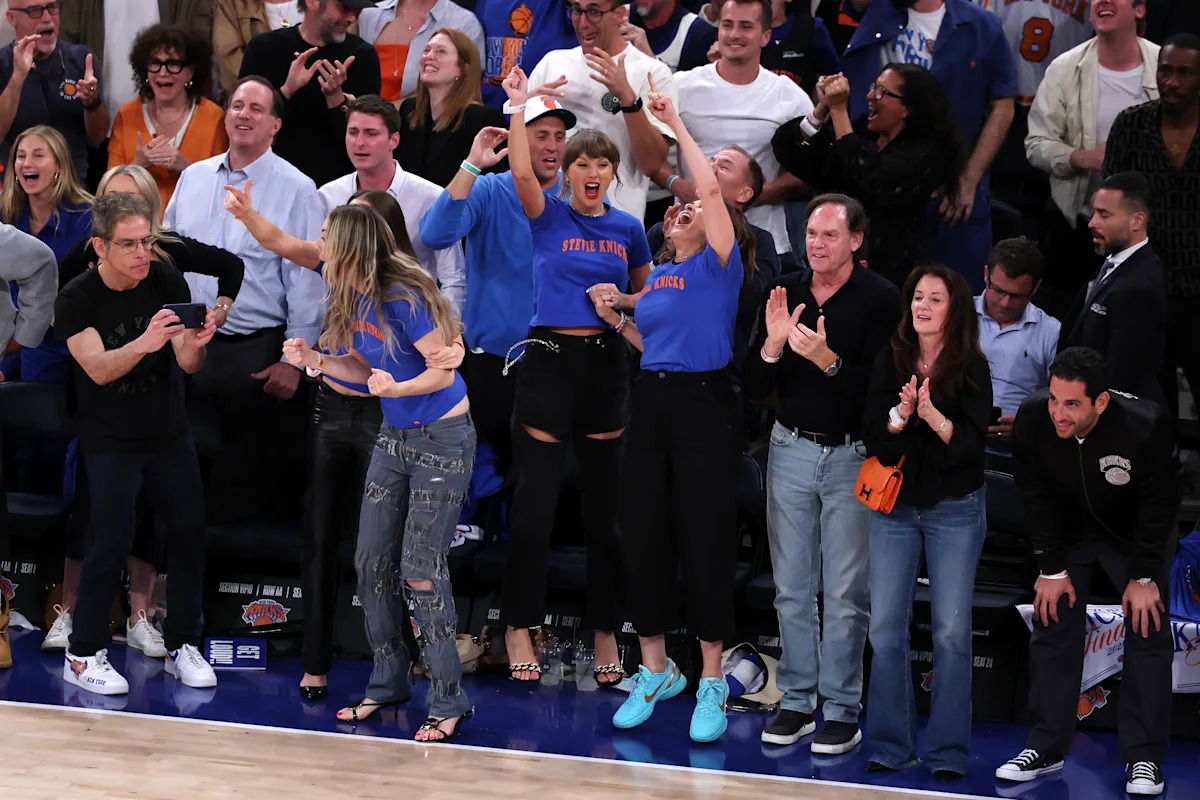 Timothée Chalamet -- other Knicks fans erupt at MSG after wild Game 4 win making waves