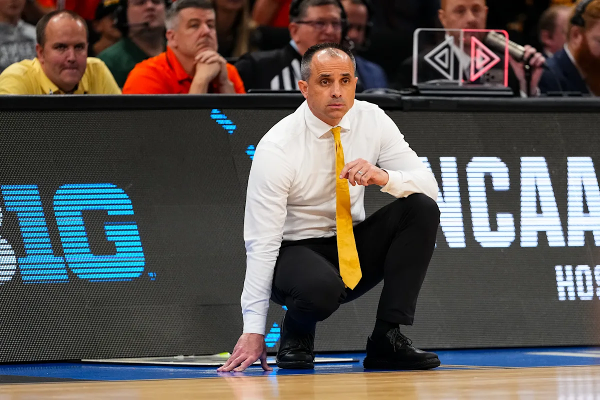 Ben McCollum -- Iowa reportedly agree to new 6- year deal after Elite Eight Direct creates buzz
