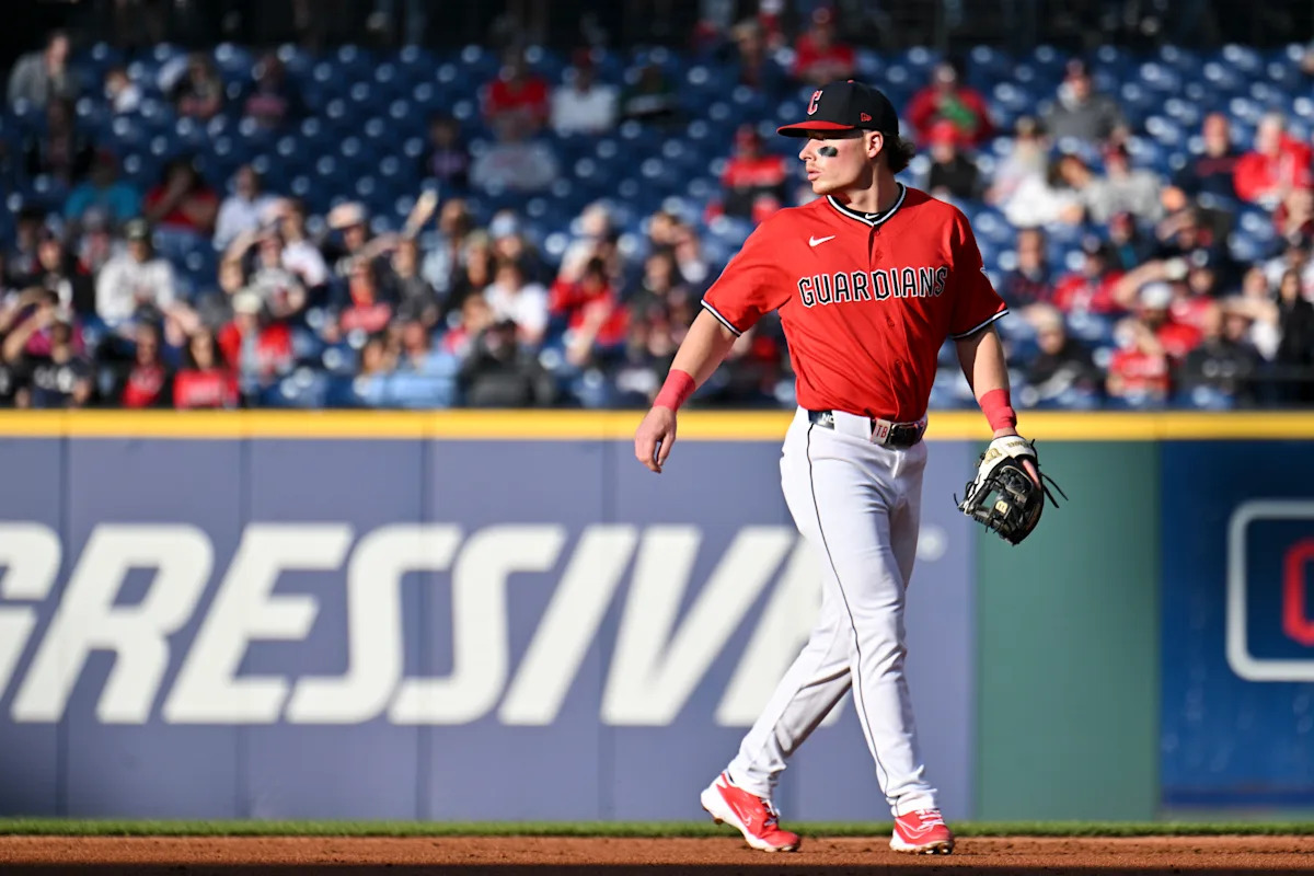 Travis Bazzana -- surrounded by supporters -- begins his MLB journey with Guardians debut reported globally