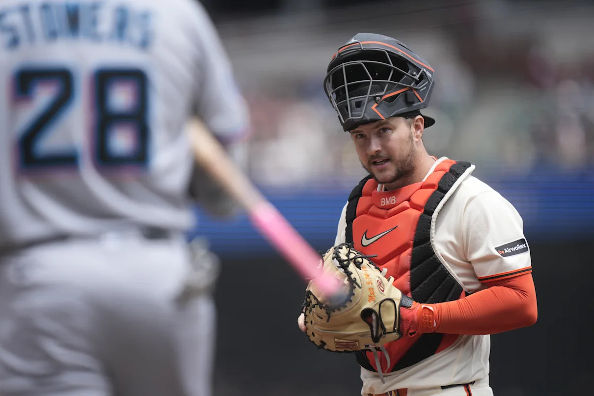 Guardians acquire Gold Glove catcher Patrick Bailey from Giants making waves