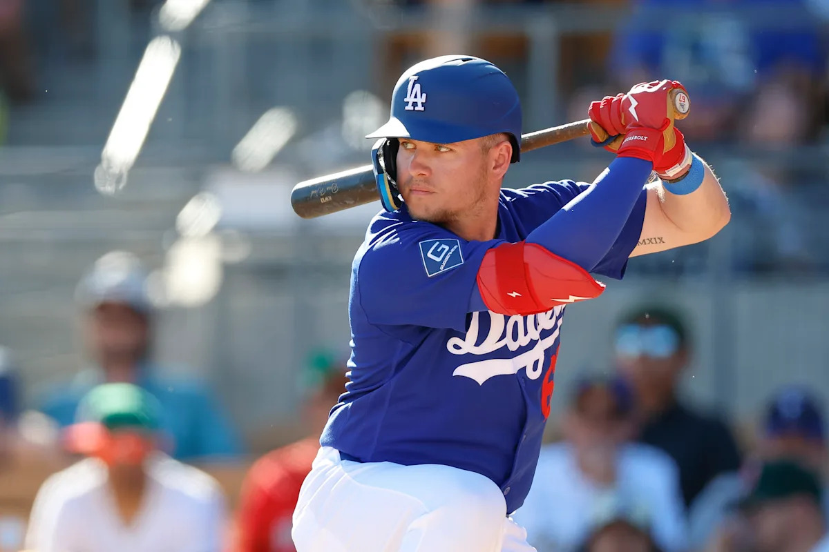 Dodgers Name up slugger Ryan Ward -- place Freddie Freeman on paternity list takes center stage