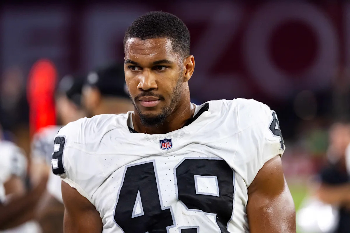 Cowboys DE Charles Snowden suspended following plea deal on DUI charge making waves