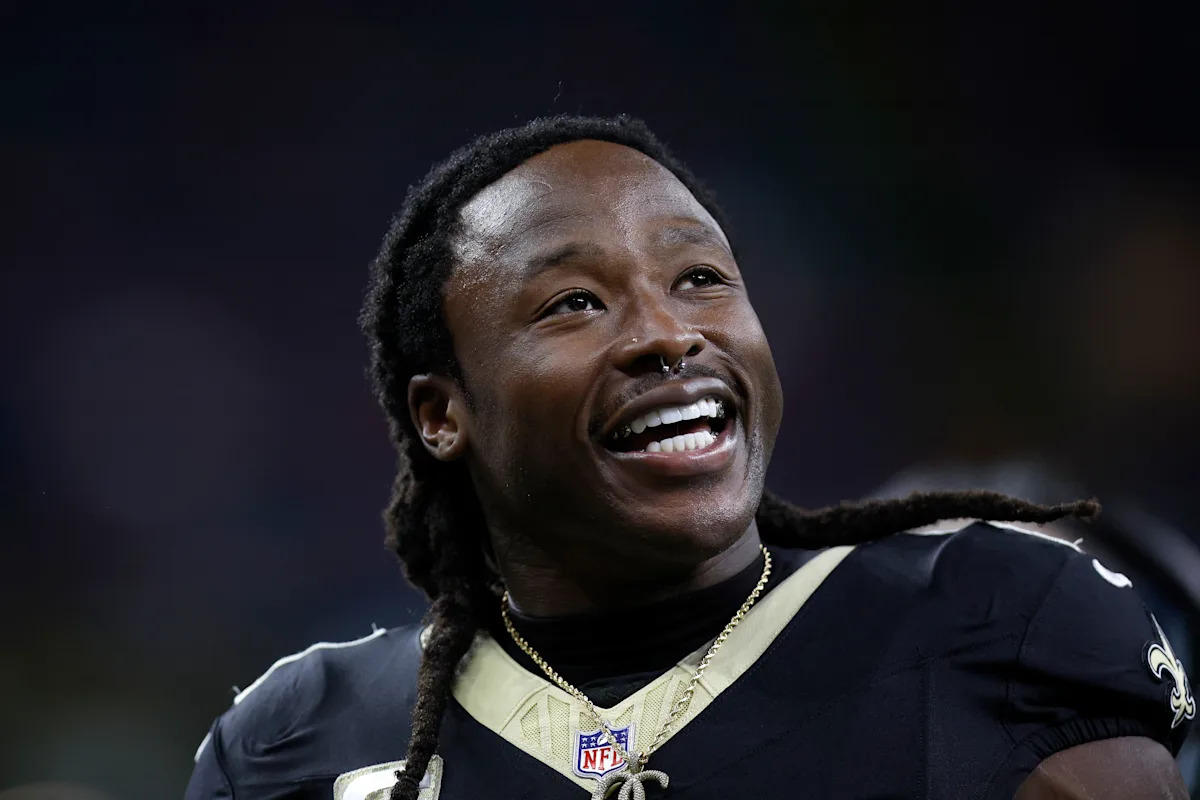 Alvin Kamara Is slated to reportedly Produce $6M base salary on new deal with Saints takes center stage