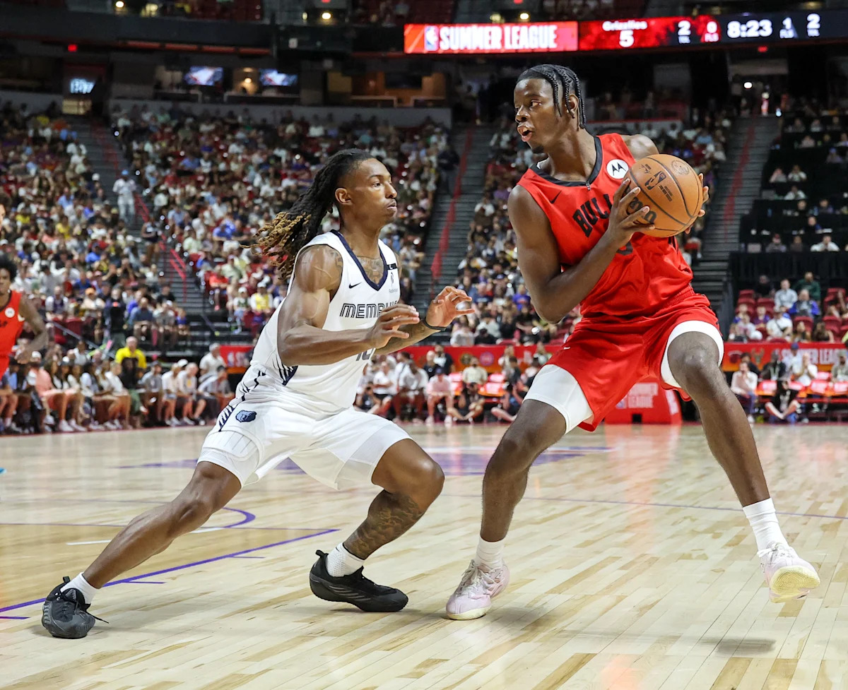 Bulls' Caleb Wilson showcases 3-point range  'I could shoot in college -- just wasn't my role' hits headlines